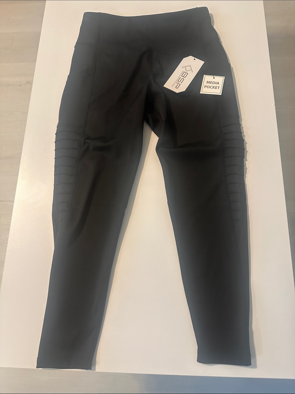 BSP Active Better sport performance 7/8 Leggings W/ Media pockets Black- Médium